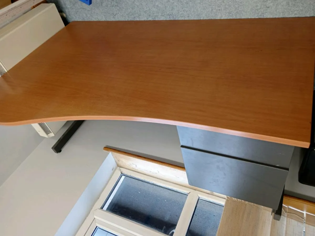 Office Desk - Image 2