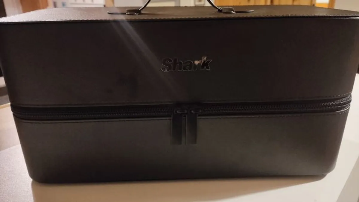 Shark FlexStyle (6 in 1 with Case) Air Styler & Hair Dryer - Limited Edition Glacial Blue - Image 3