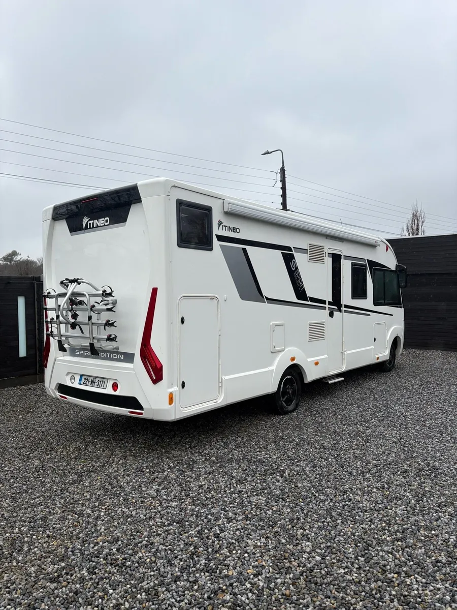 2022 ITINEO SB40 Spirit Edition 7 Berth - Image 2