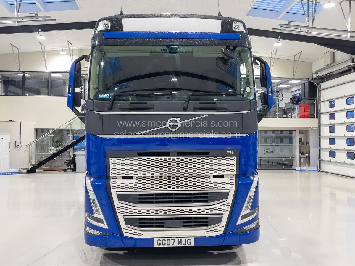 2022 VOLVO FH 460 GLOBETROTTER - Image 2