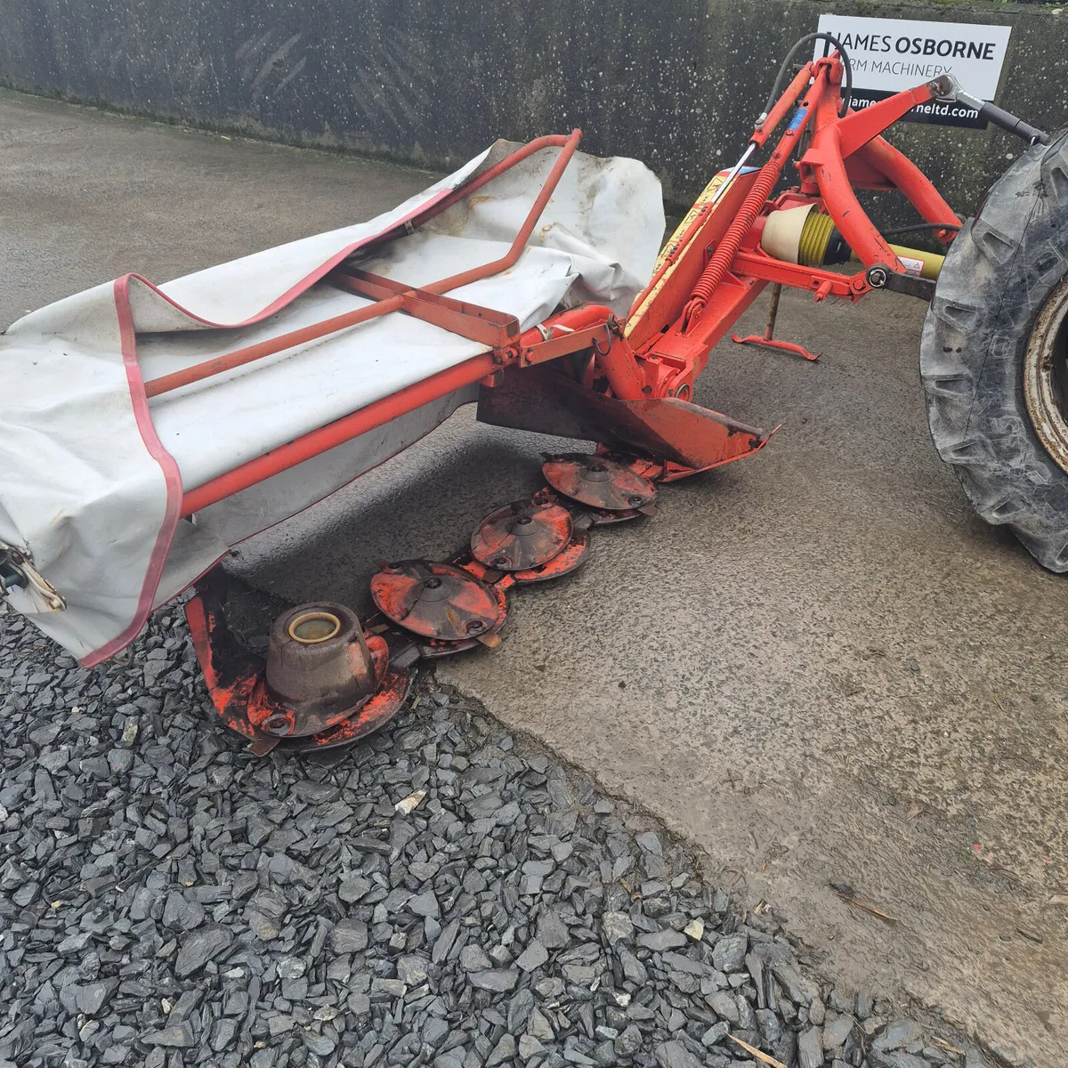 Kuhn GMD44 Mower - Image 4