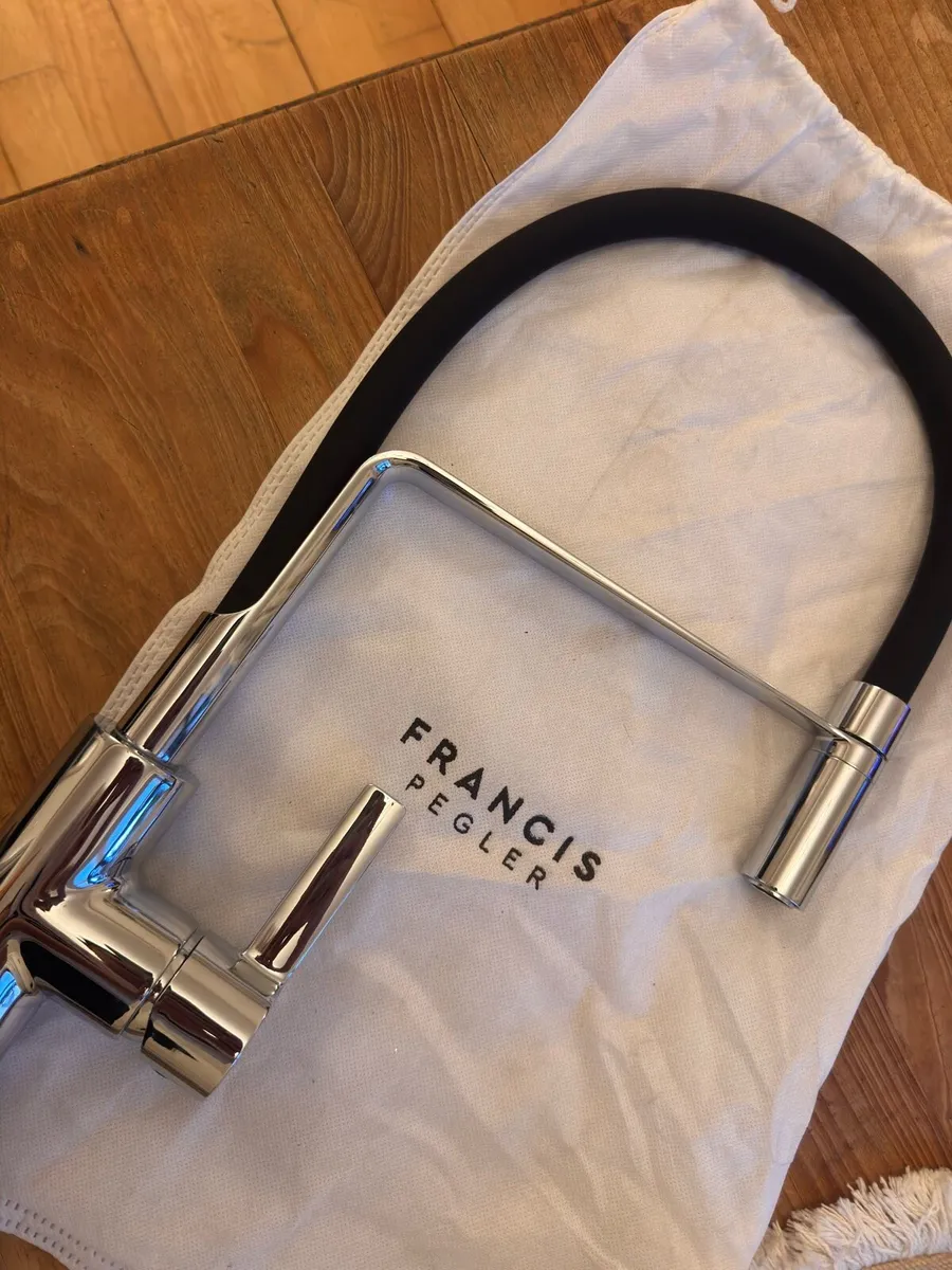 Francis Pegler Jeroni pull out Mixer Tap - Image 3