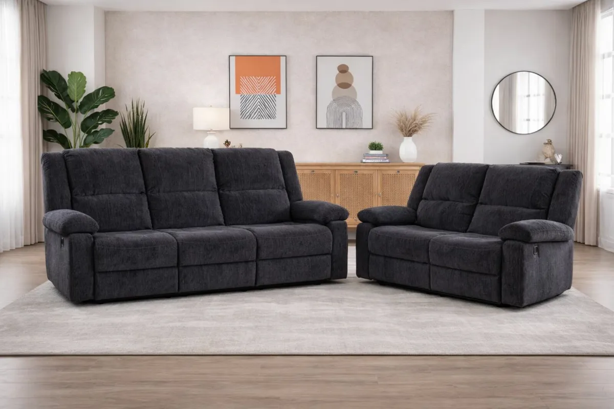 3 + 2 Reclining Sofa Set. - Image 4