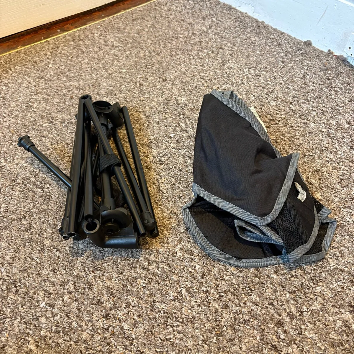 Halfords Camping Chair - Image 3