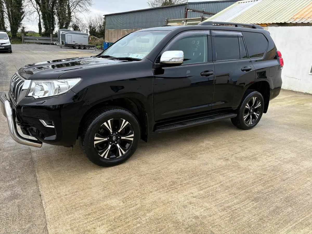 Toyota Land Cruiser 2023 - Image 4