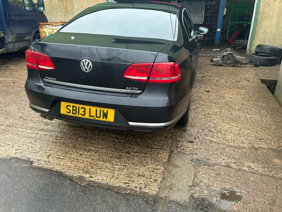 Vw Passat 06-16 parts/breaking - Image 3