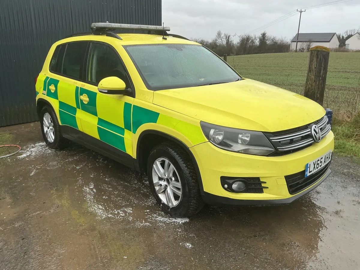 2015 Volkswagen tiguan 4x4  automatic  diesel - Image 1