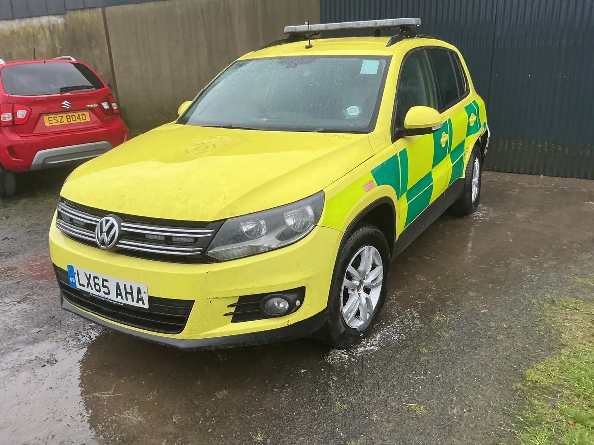2015 Volkswagen tiguan 4x4  automatic  diesel - Image 2