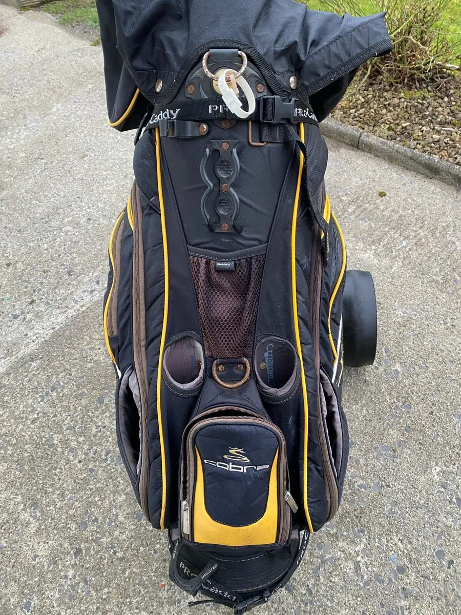 Golf Bag and Trolley - Image 3