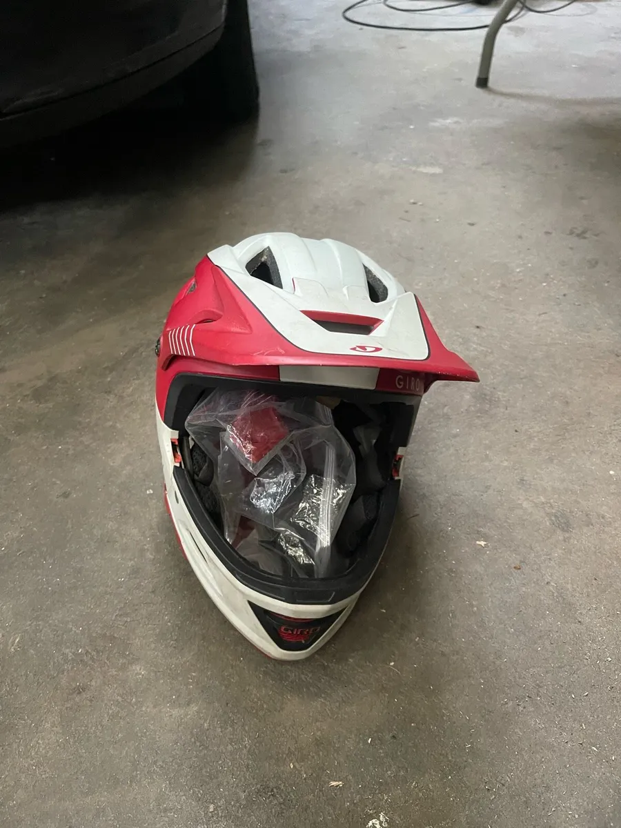 Mountain bike helmets - Image 4