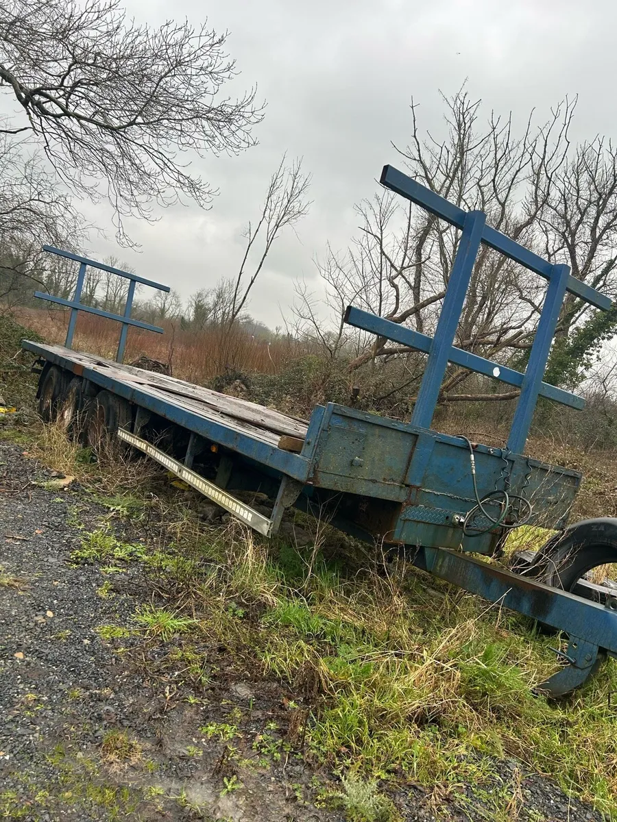 30ft bale Trailer - Image 1