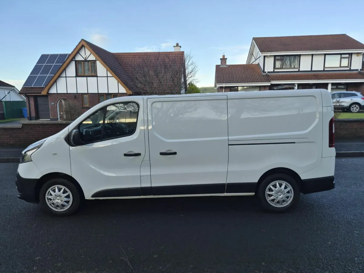 2021 Renault Trafic LL30 Business+ Energy 2.0 DCI. - Image 3