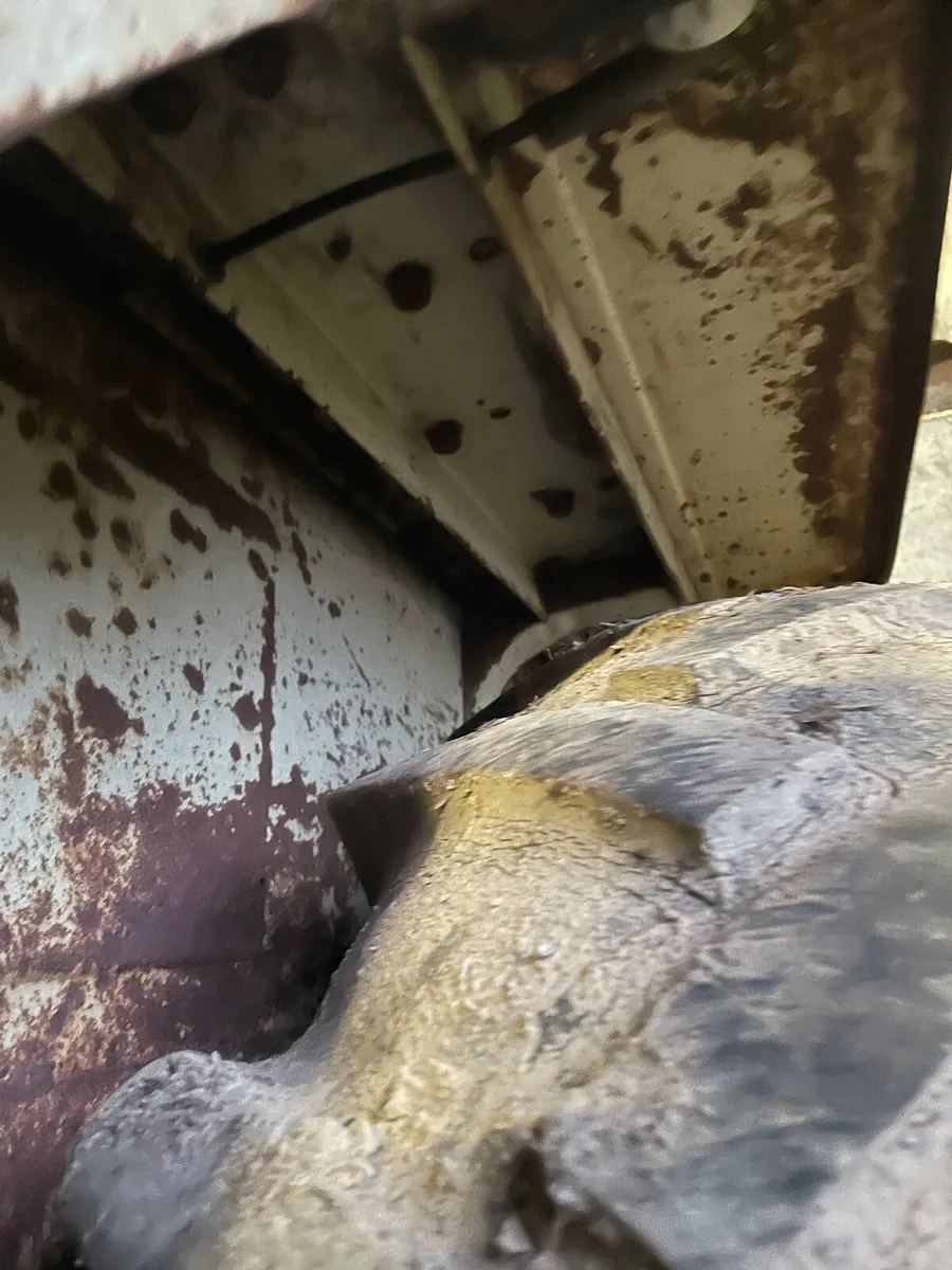 Lamborghini 1056DT parts - Image 2