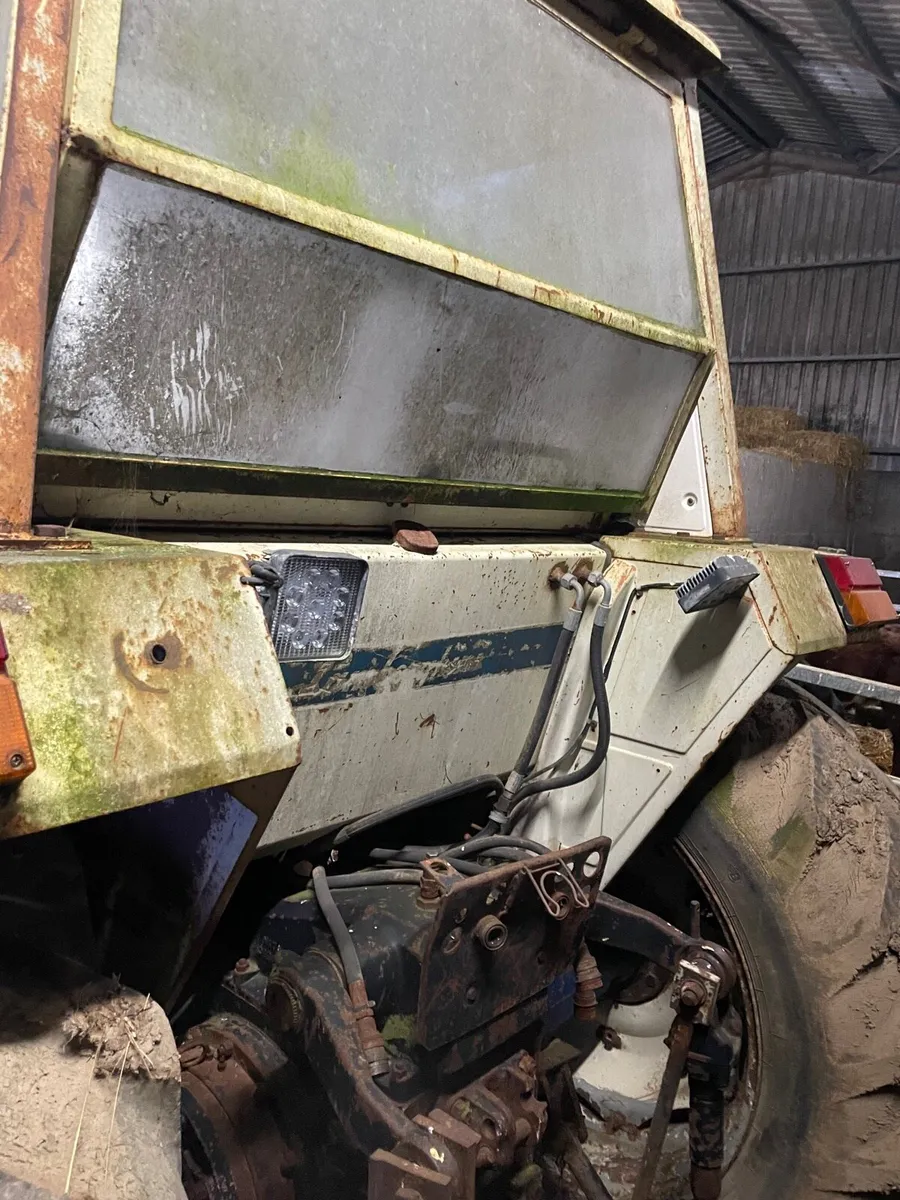 Lamborghini 1056DT parts - Image 3