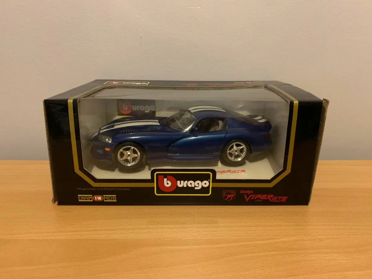 1996 Dodge Viper GTS Coupe 1/18 Burago Model Car - Image 1