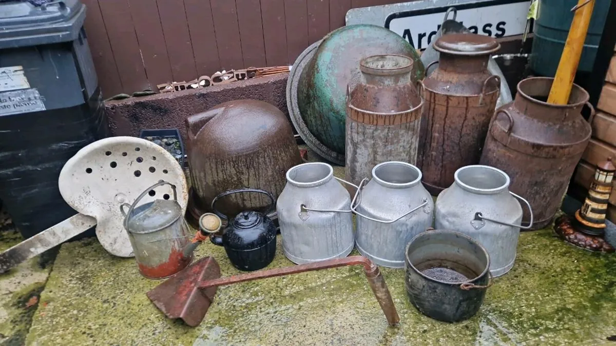 Antique vintage collectable - Image 1