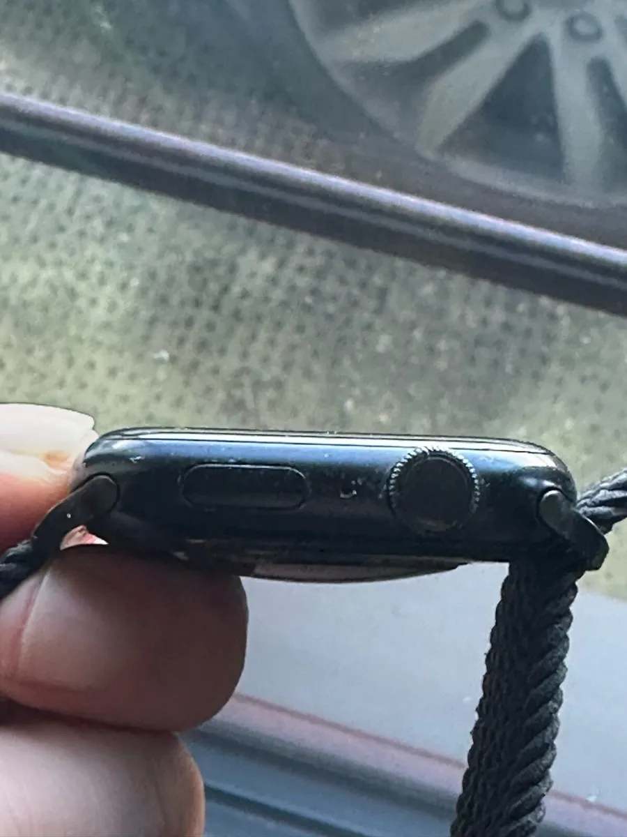 Apple Watch Series 7 45mm with watch Straps - Image 4