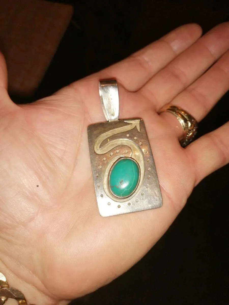 Large silver pendent - Image 1