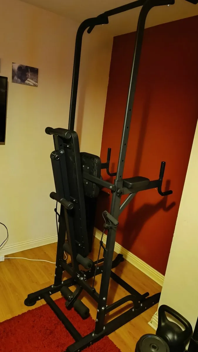 Power tower like new - Image 1