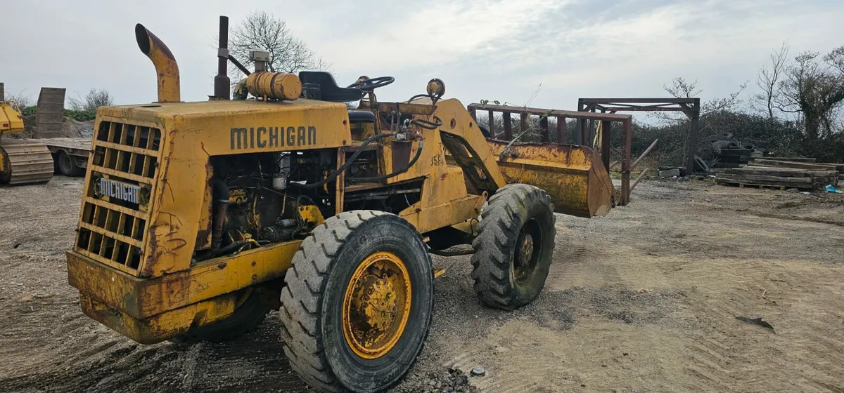 35f loader - Image 3