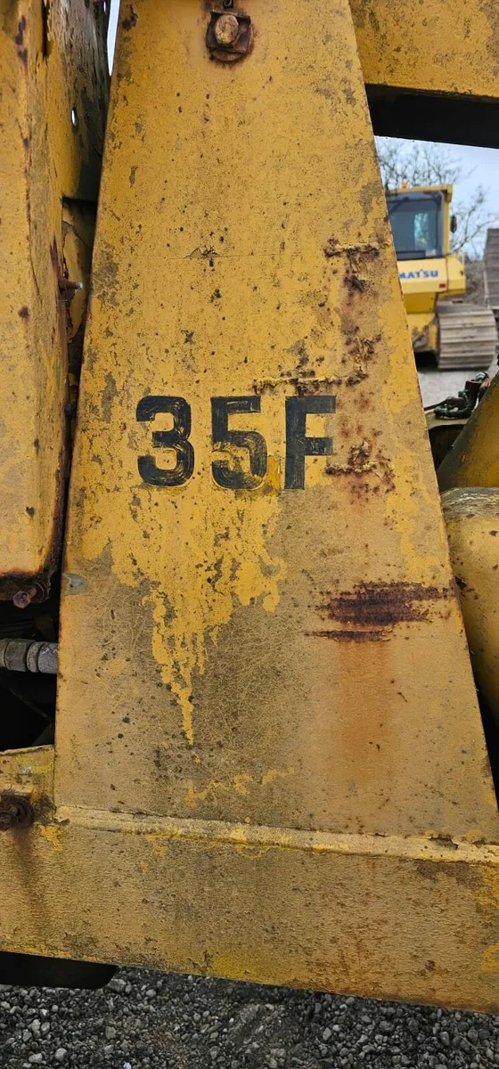 35f loader - Image 4