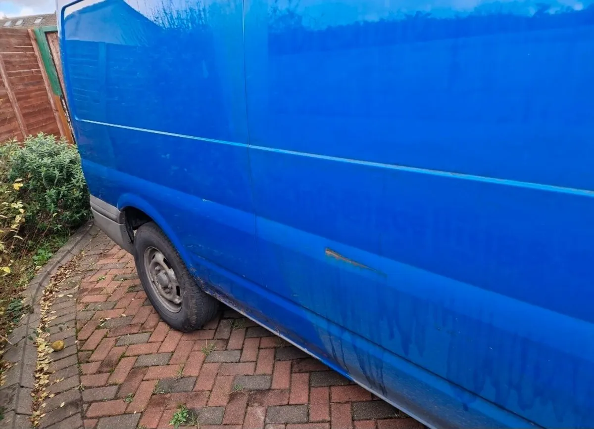 Ford Transit 2008 - Image 2