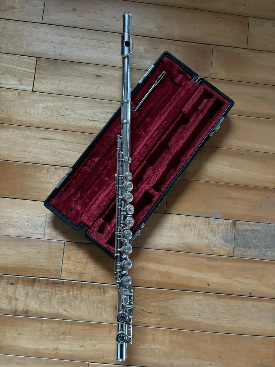 Yamaha Flute - Image 1