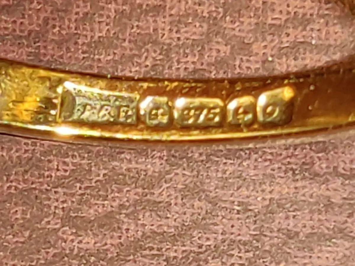 RARE, PINK SAPHIRE, 9CT THICK Gold Vintage Ring ! - Image 3