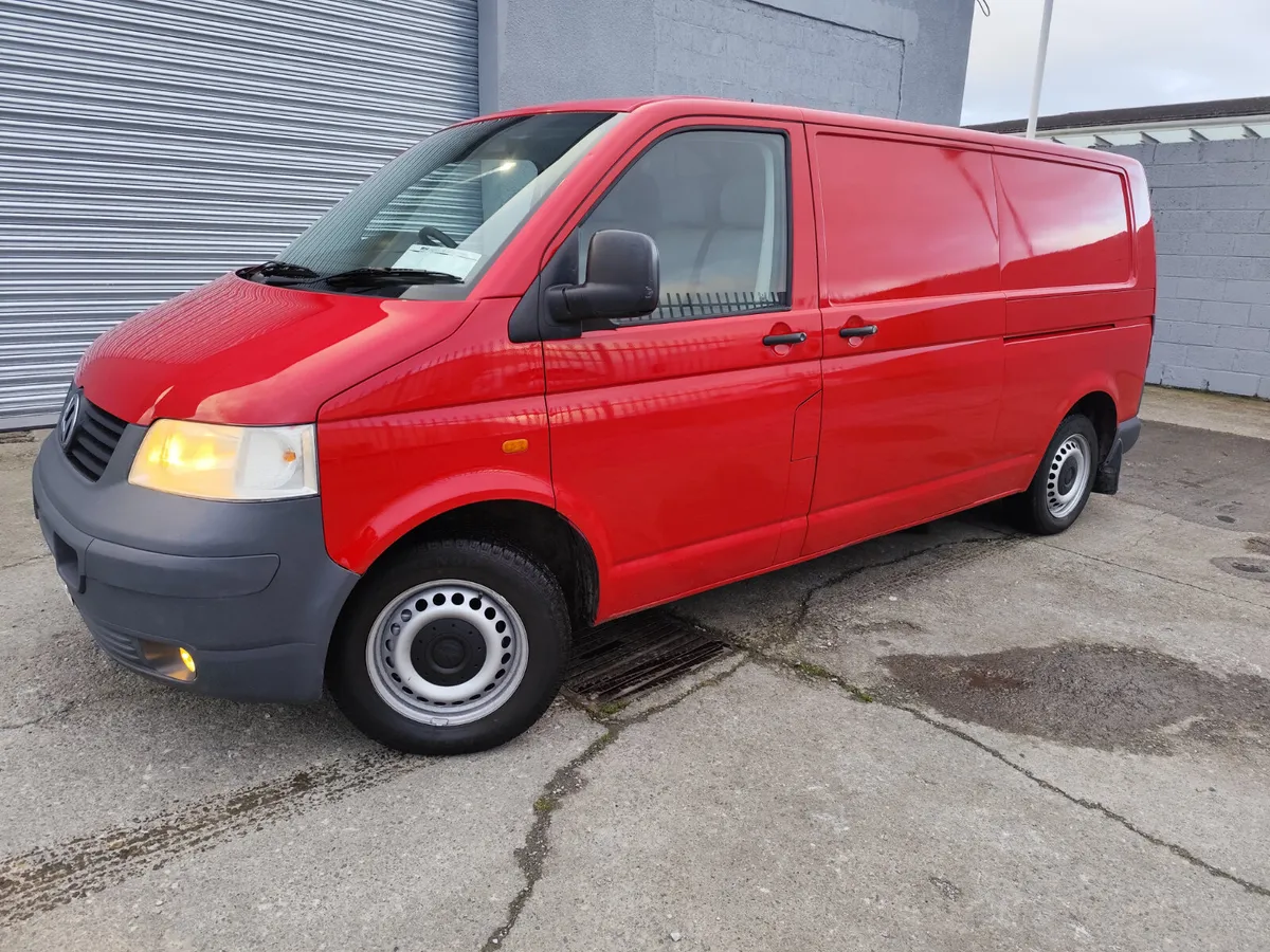 2006 Volkswagen Transporter 2.5 TDI 4 motion lwb - Image 1
