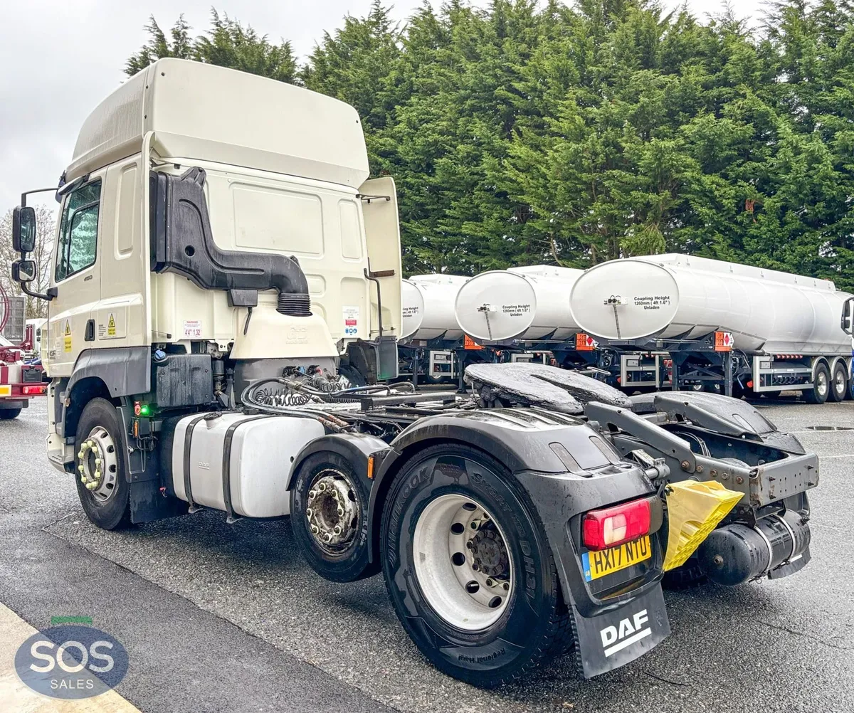 2017 DAF CF 460 FTP Euro 6 Tractor Unit - Image 2