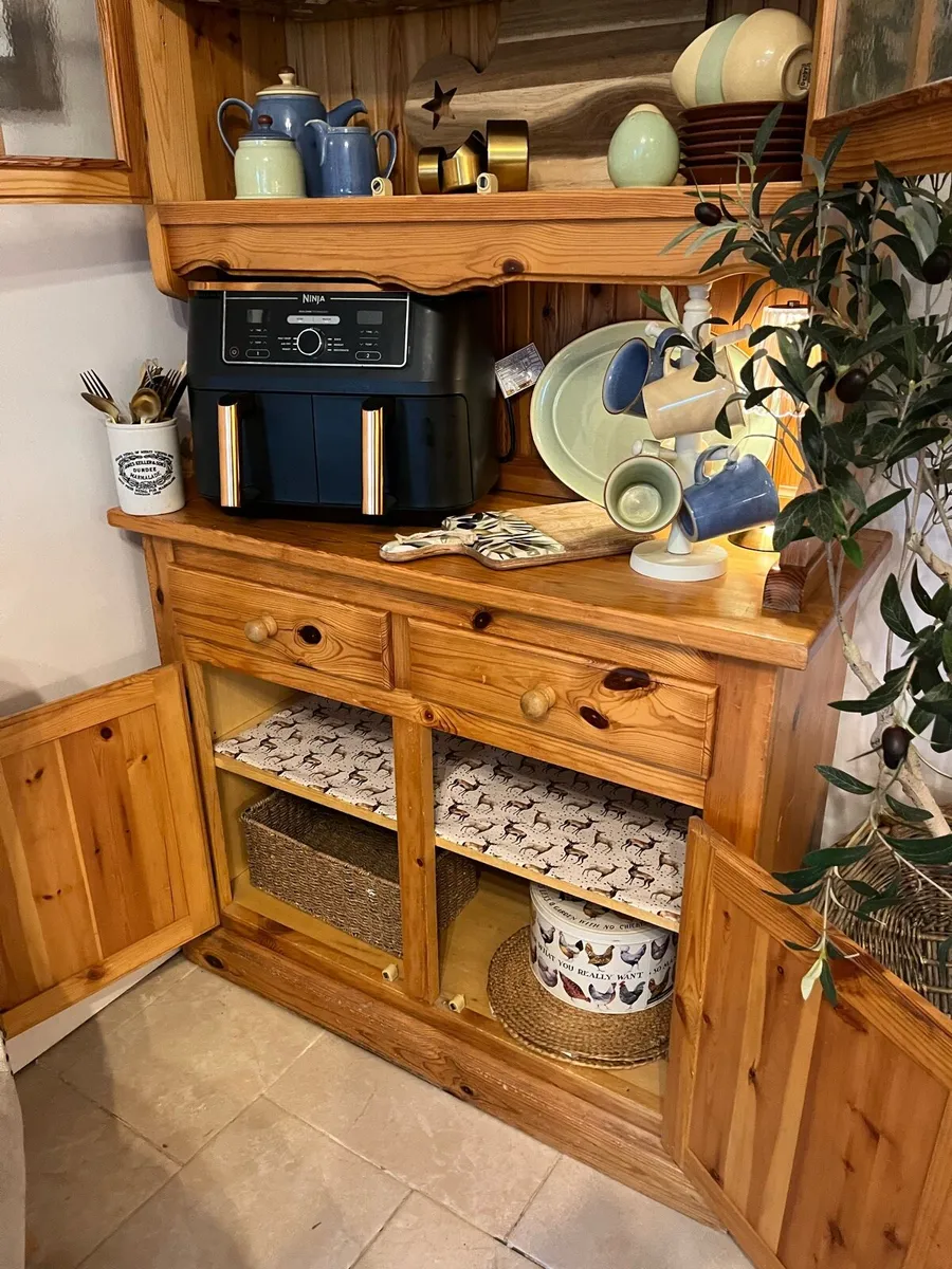Kitchen Dresser / unit / sideboard - Image 3
