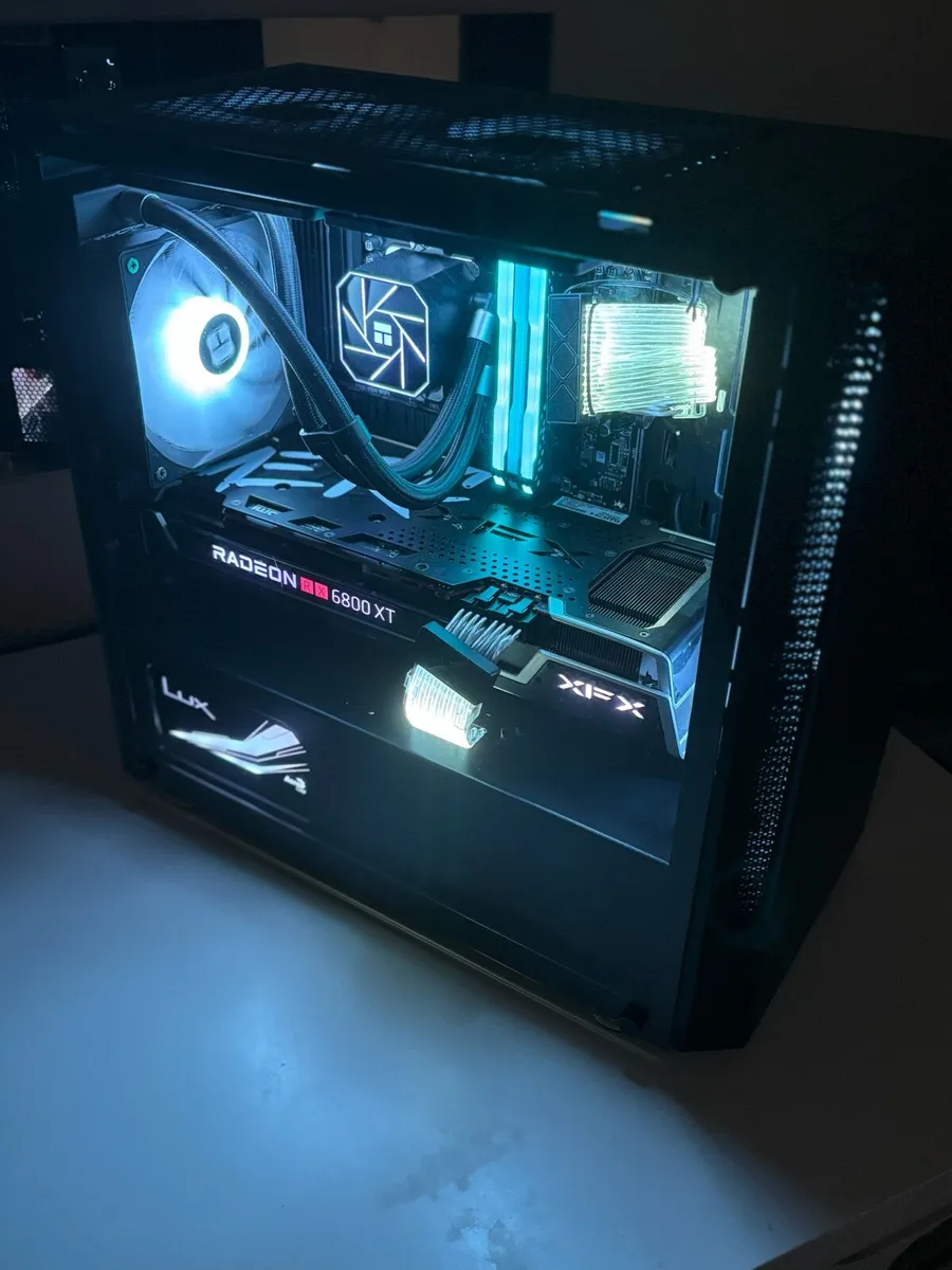 High tier gaming pc - Image 1