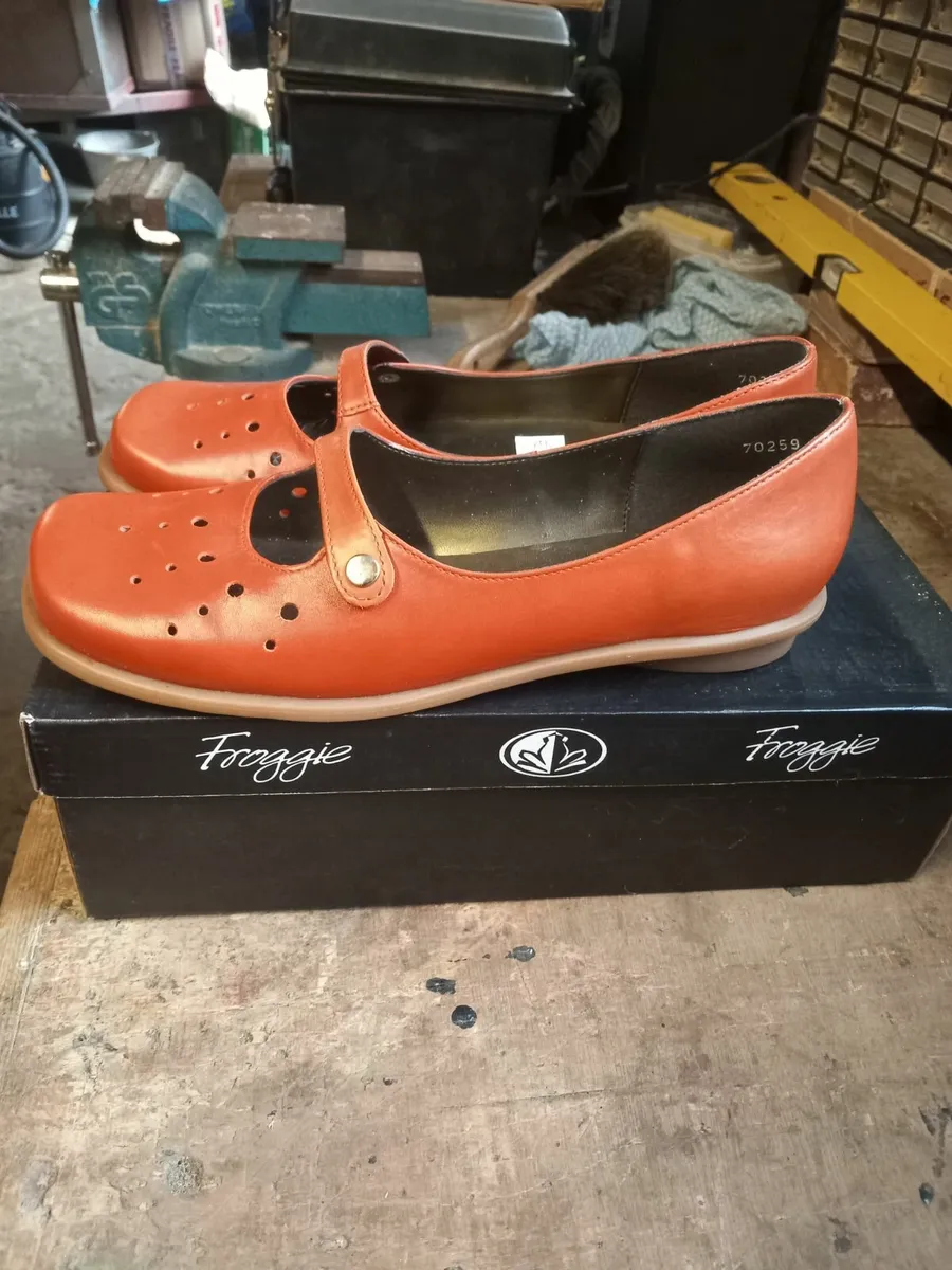 Ladies shoes - Image 3