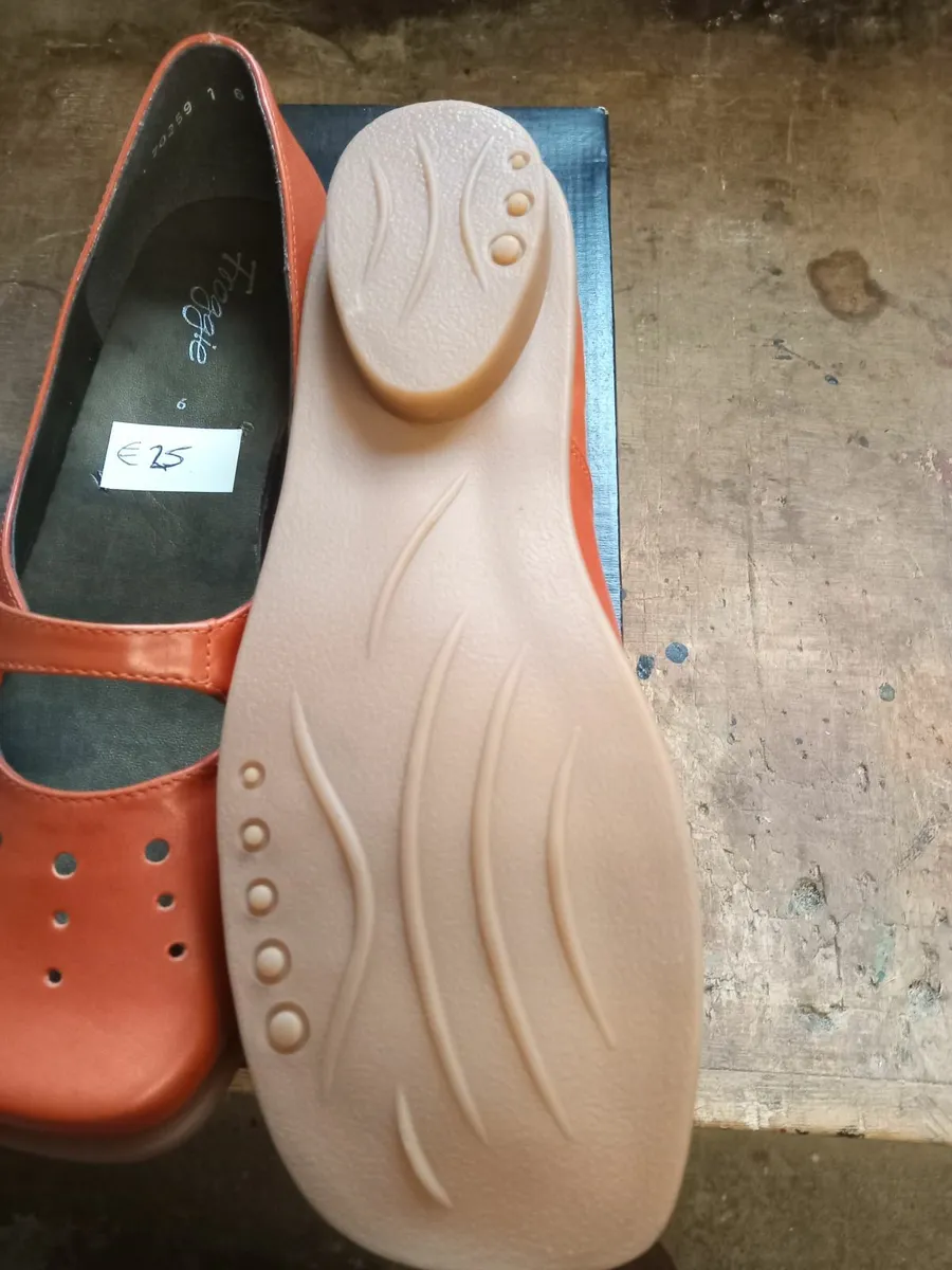 Ladies shoes - Image 4