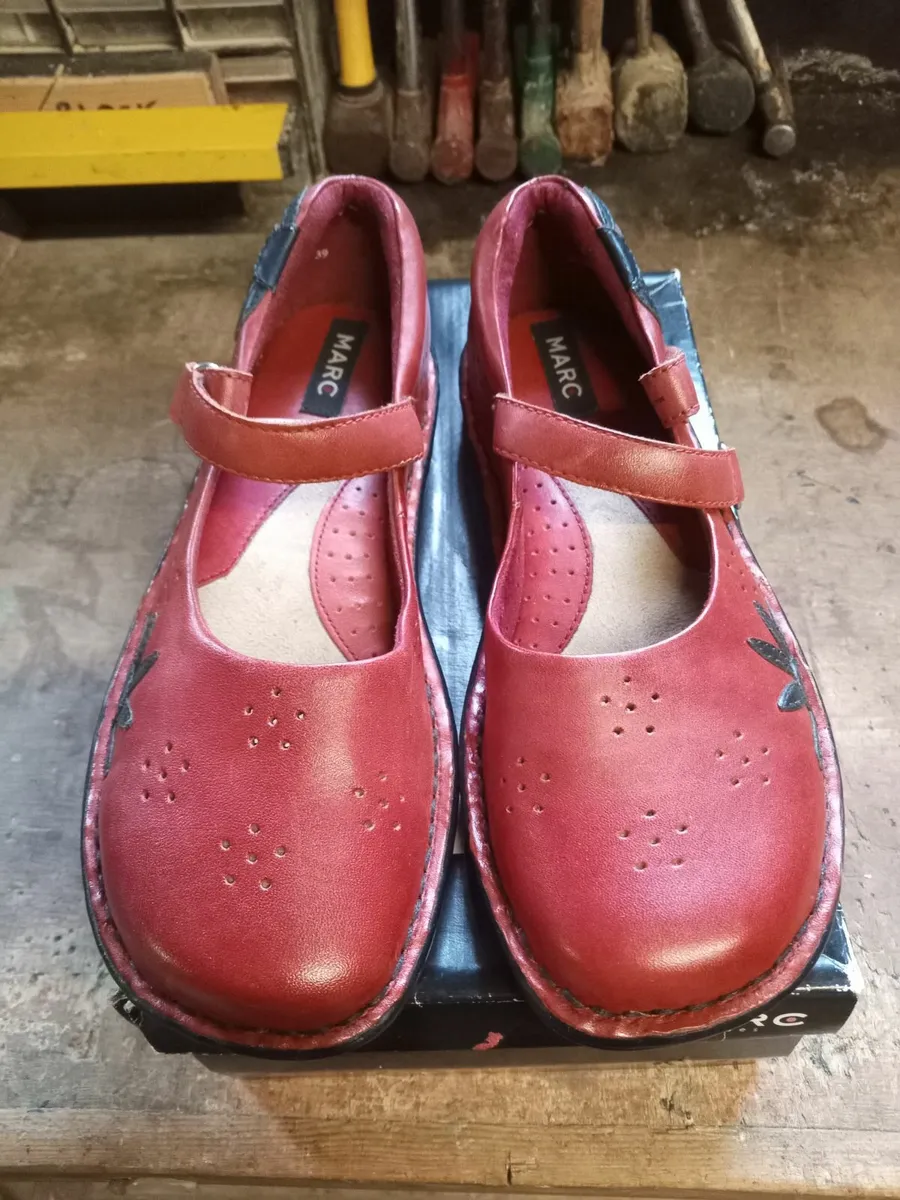 Ladies shoes - Image 1