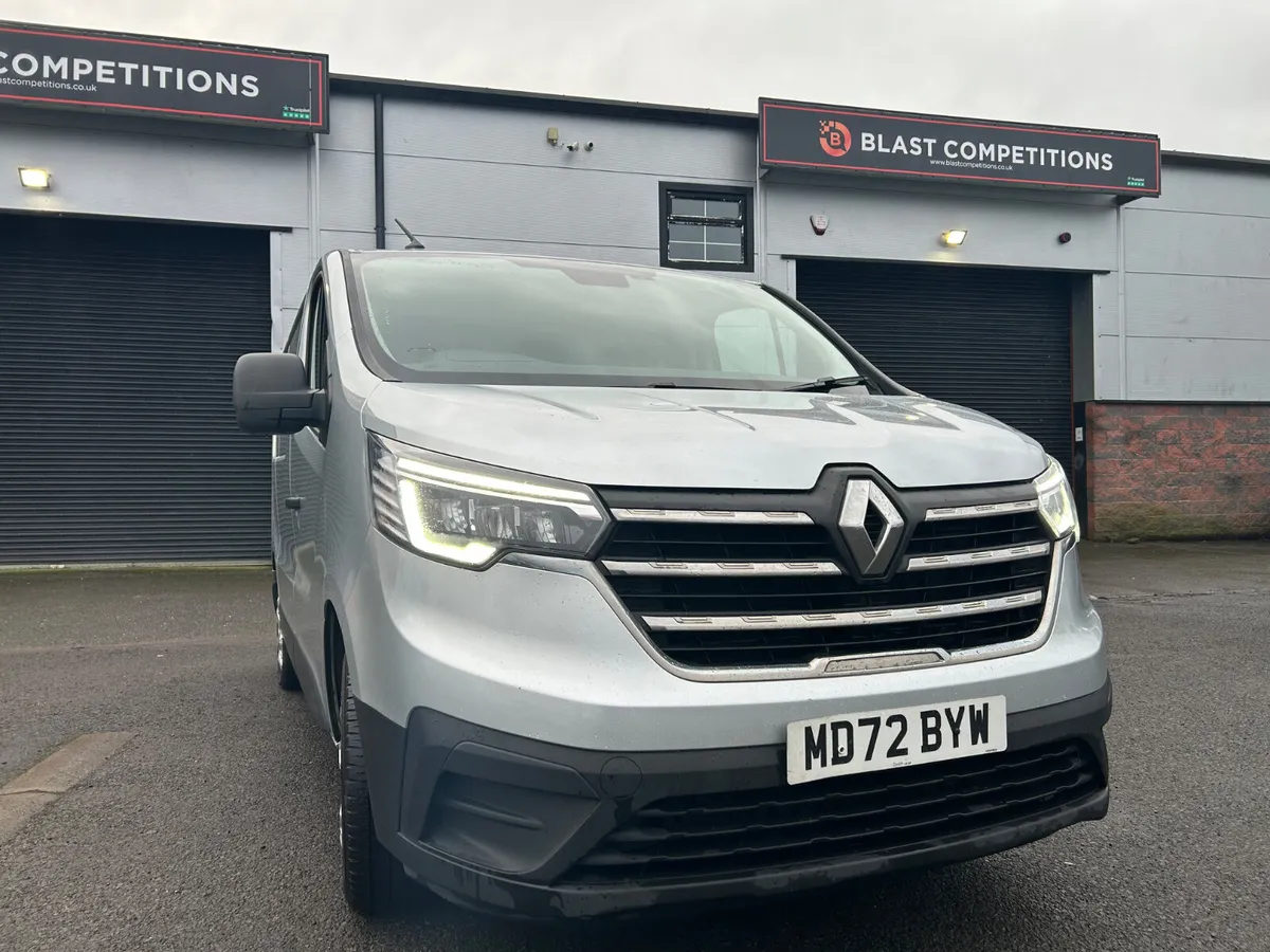 Renault Trafic  2023- GREY - Image 1
