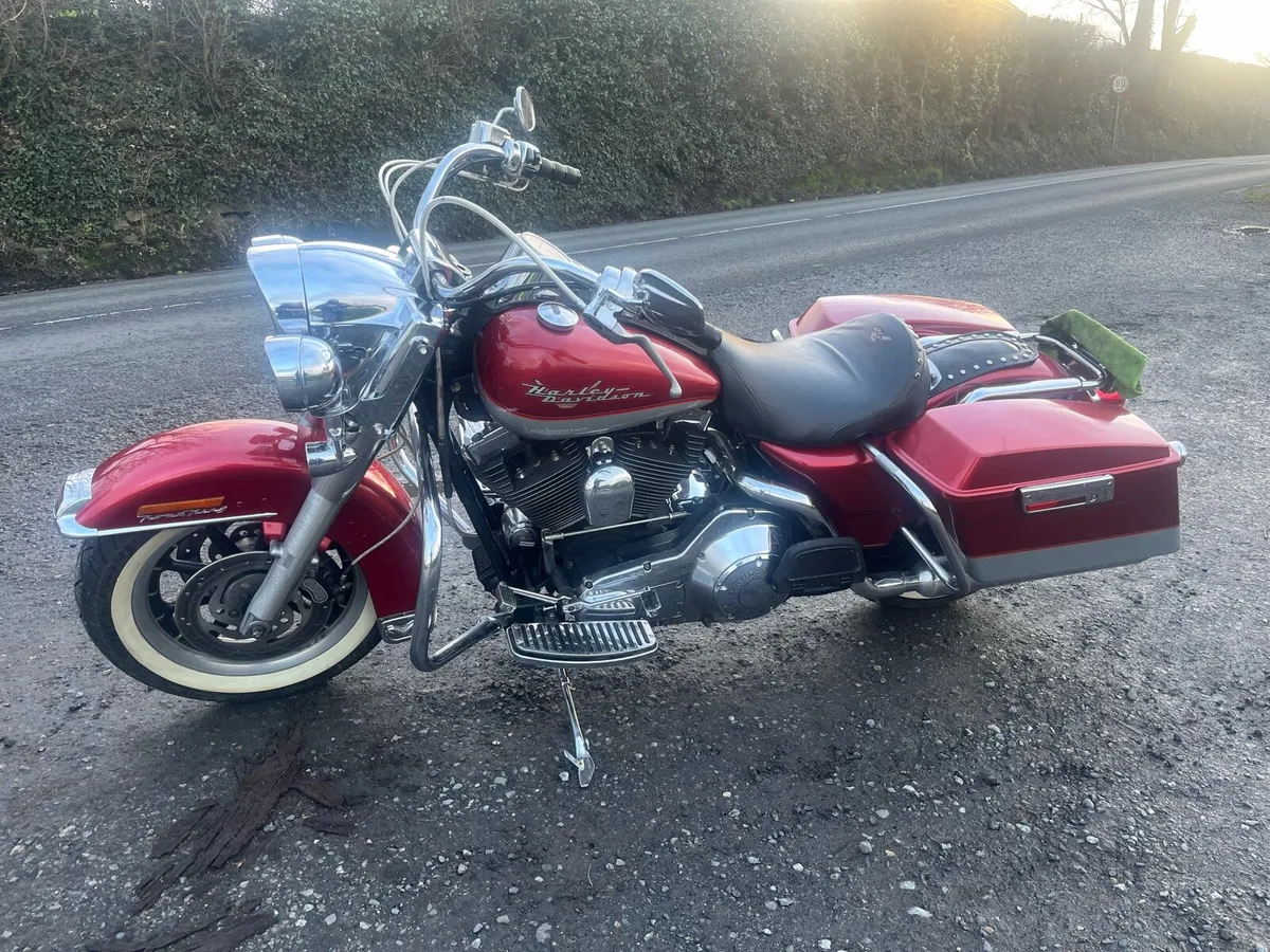 2004 Harley Davidson Roadking - Image 1