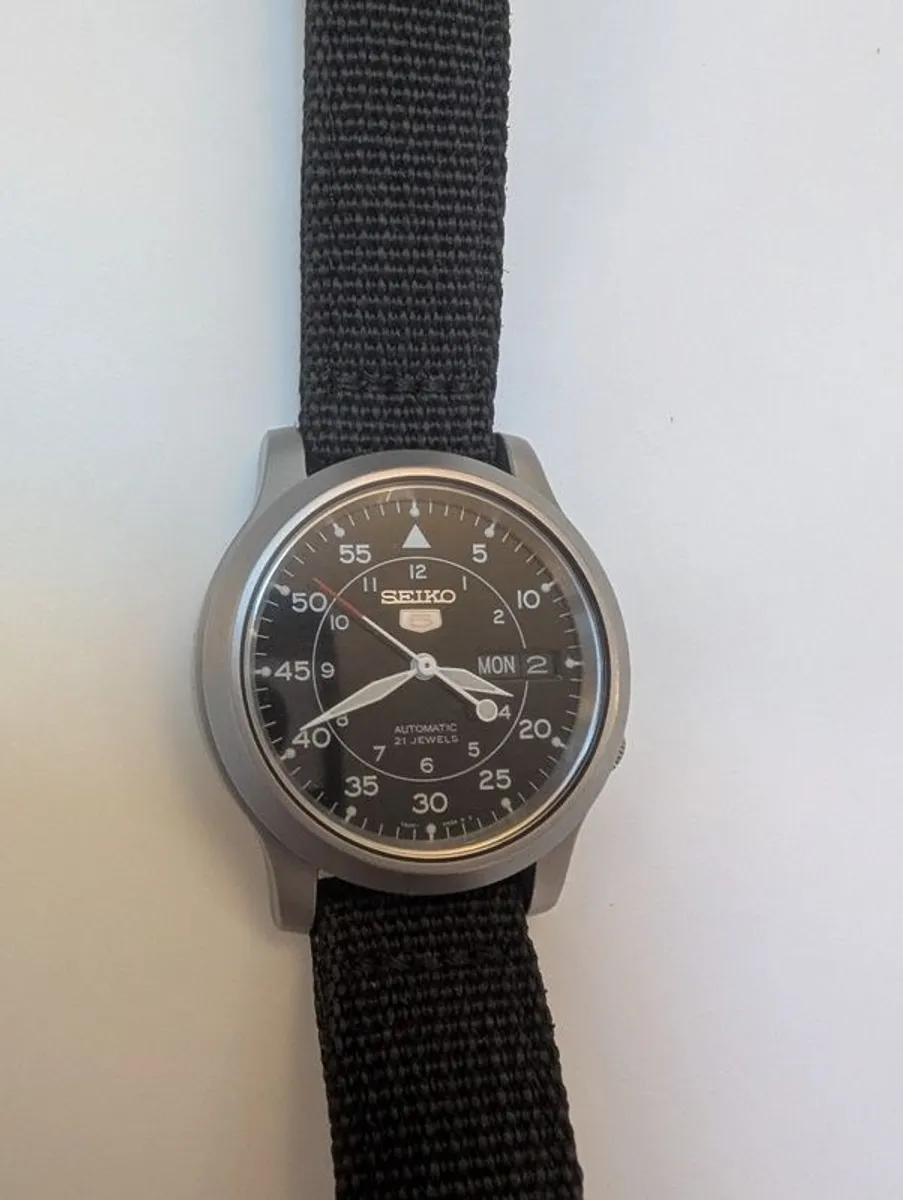Seiko 5 SNK809K2 Automatic - Image 1