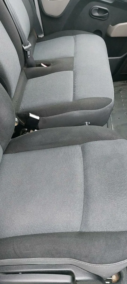 Renault Master - Image 2