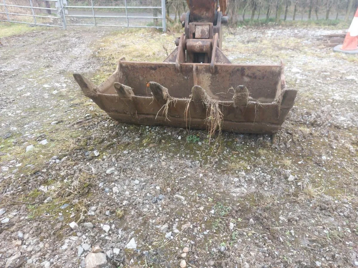 Case Cx130 - Image 4