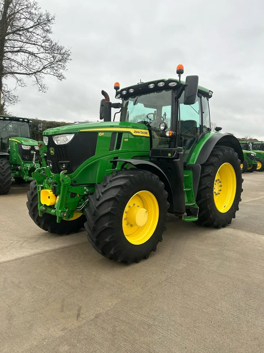 John Deere 6R195 - Image 1