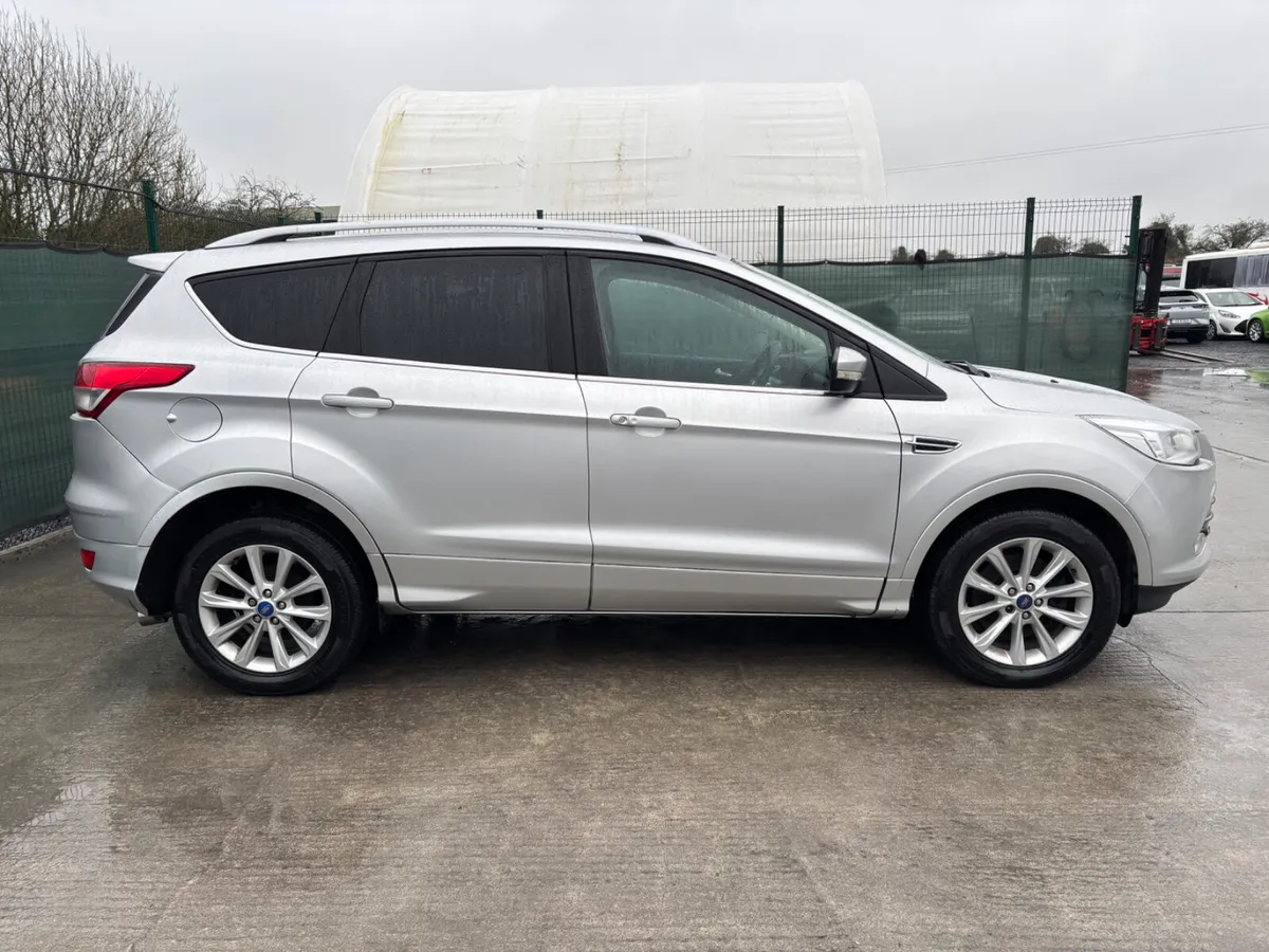 162 Ford Kuga  Crew cab   Drive Home - Image 3