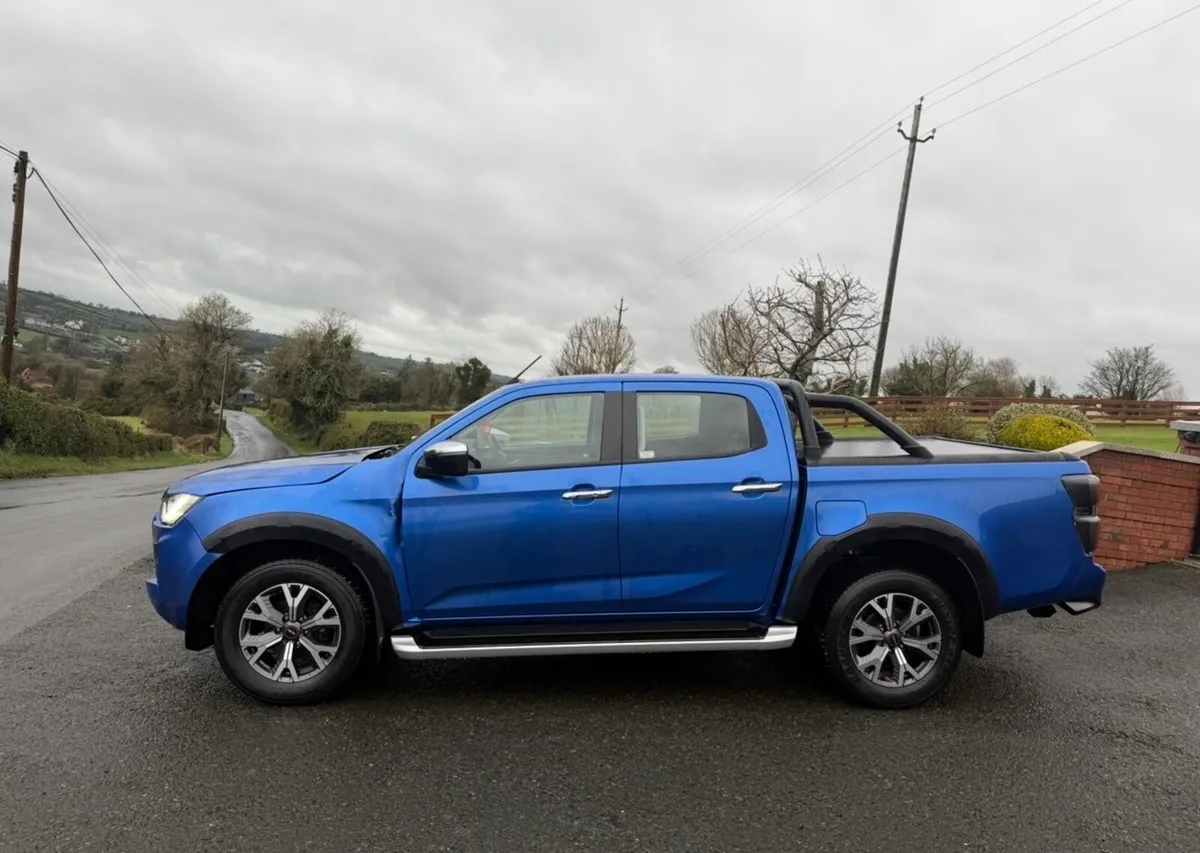 2023 Isuzu D Max - Image 3