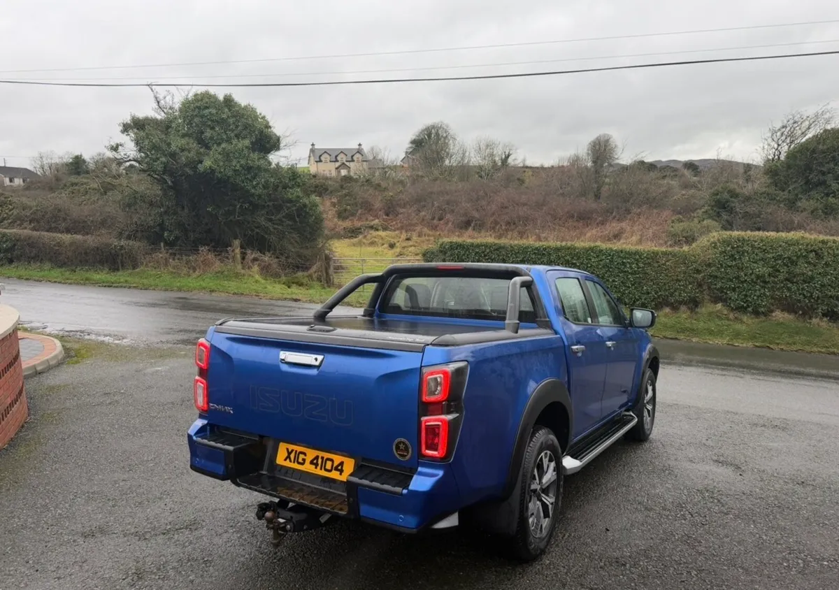 2023 Isuzu D Max - Image 4