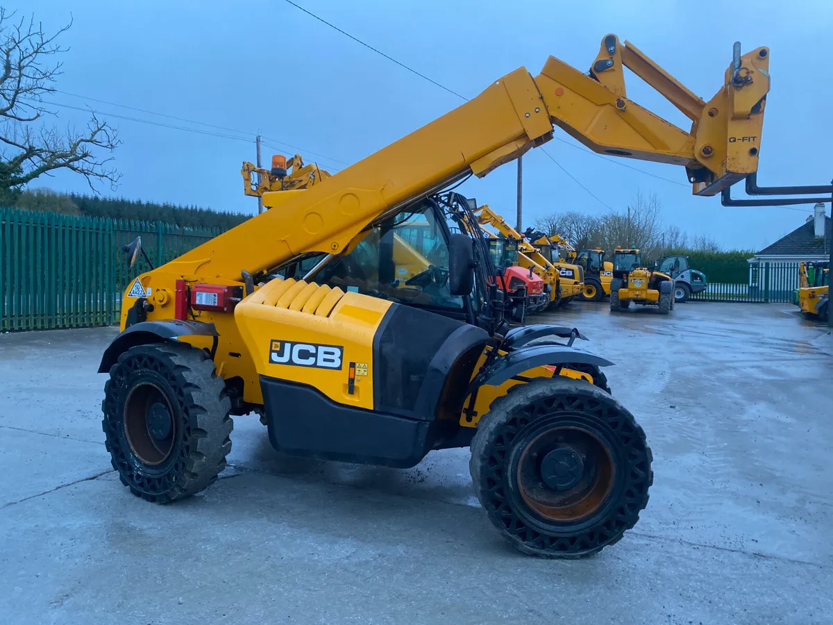 JCB 541-70 2019 (18091) - Image 1