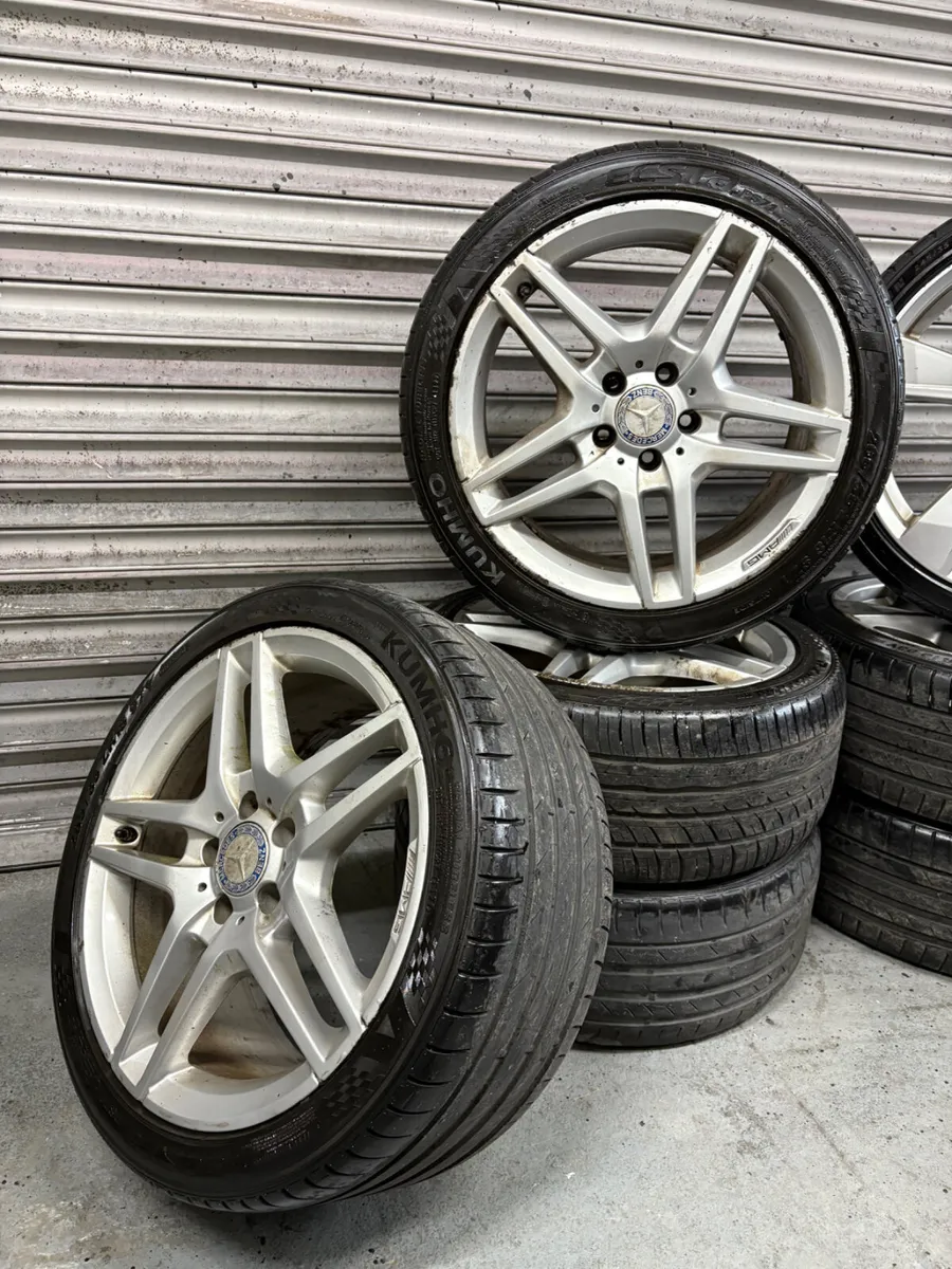 Mercedes E-Class AMG Alloys 18” - Image 1