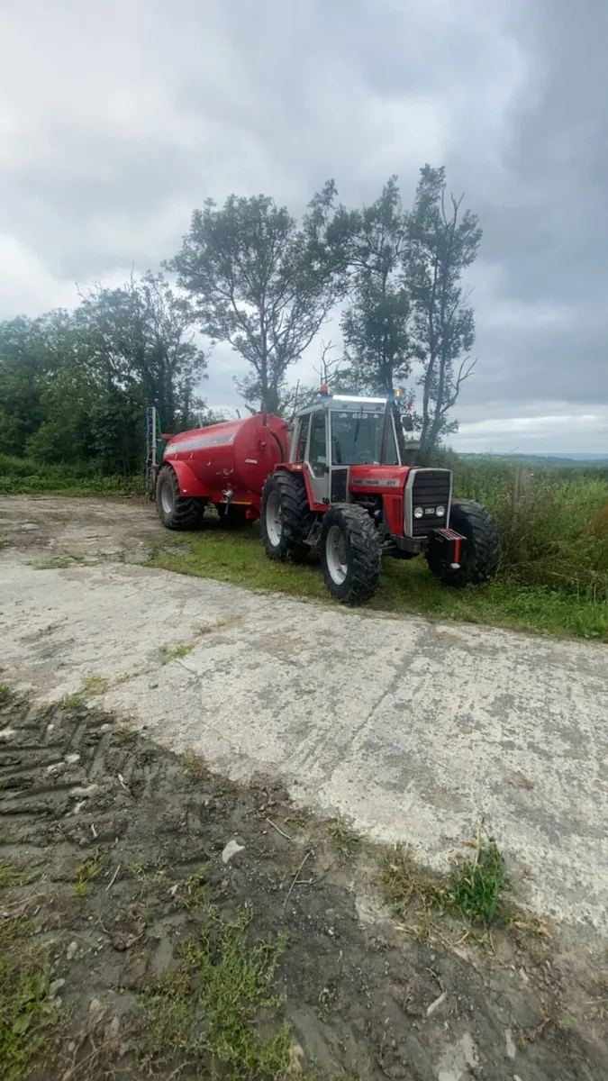 Massey Ferguson 699 - Image 1