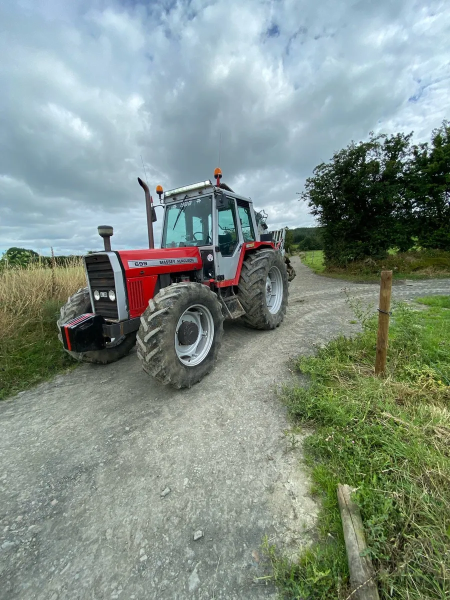 Massey Ferguson 699 - Image 1