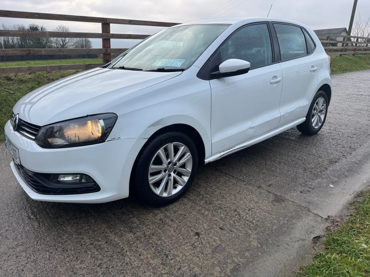 Volkswagen Polo,Petrol - Image 3