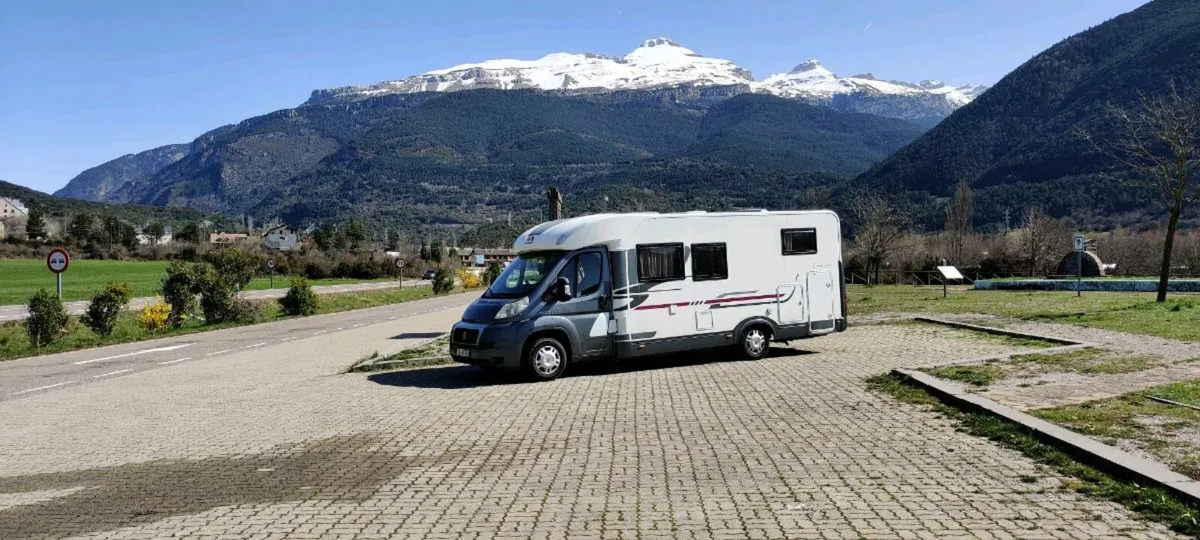 2012 Adrià Coral S660SL - Image 3